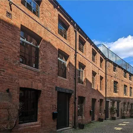 Вилла Blayds Yard Лидс Экстерьер фото